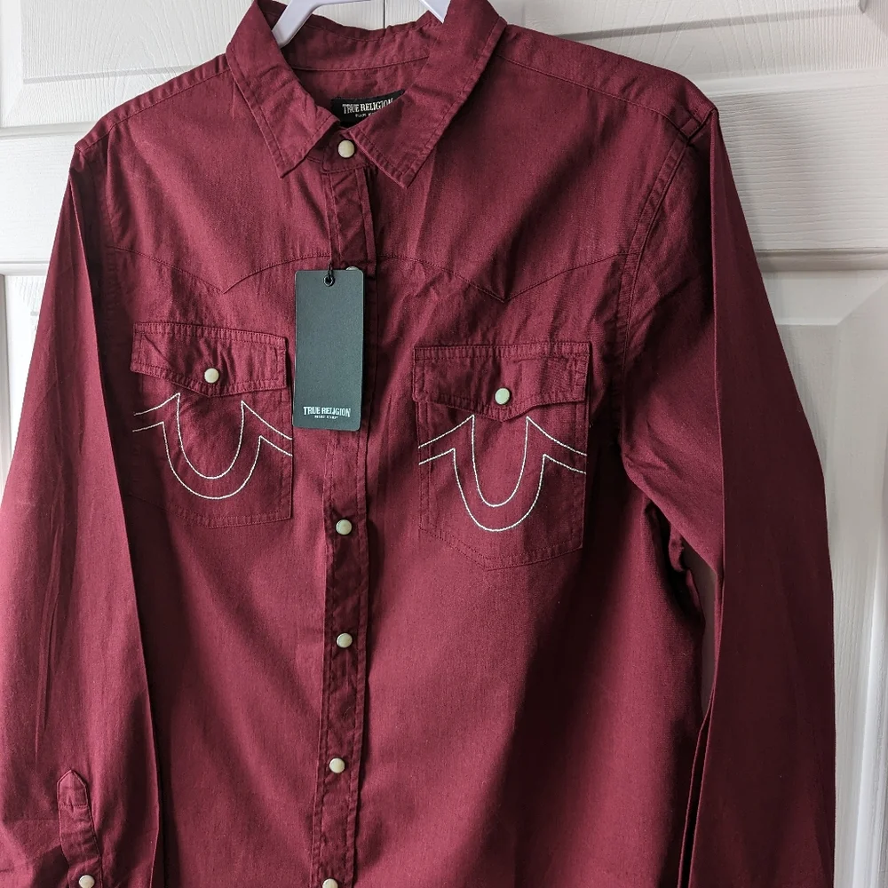 TRUE RELIGION BUTTON DOWN SHIRT